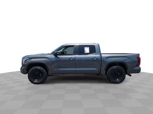 Used 2024 Toyota Tundra Limited AWD/4WD image 5