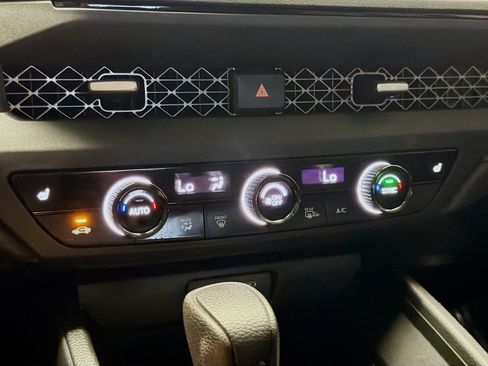 Used 2025 Honda Accord SE image 10
