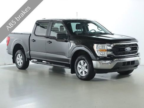 Used 2021 Ford F150 XLT image 4