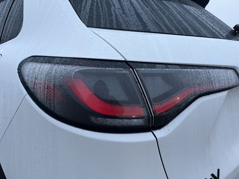 Used 2026 Honda HR-V Sport image 7