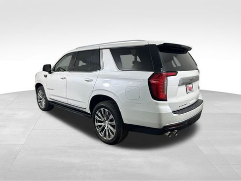 Used 2021 GMC Yukon Denali w/ Denali Premium Package image 4