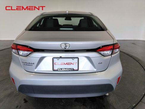 Used 2024 Toyota Corolla LE image 7