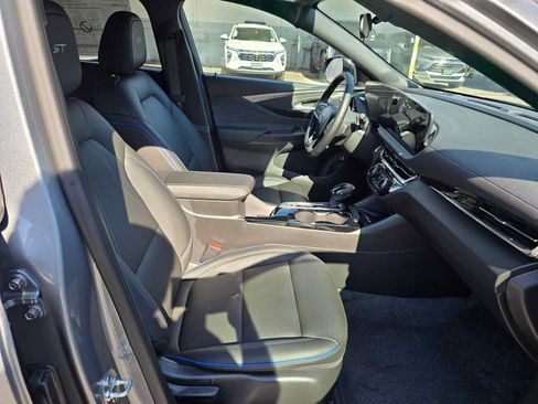 New 2026 Buick Envista Sport Touring w/ Convenience I Package FWD image 11