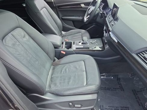 Used 2019 Audi Q5 2.0T Premium w/ Convenience Package AWD/4WD image 19