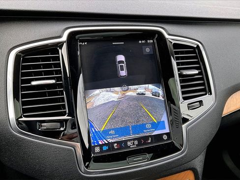 Certified 2023 Volvo XC90 B6 Plus image 14