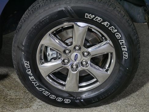 Used 2020 Ford F150 XLT w/ Equipment Group 302A Luxury AWD/4WD image 15