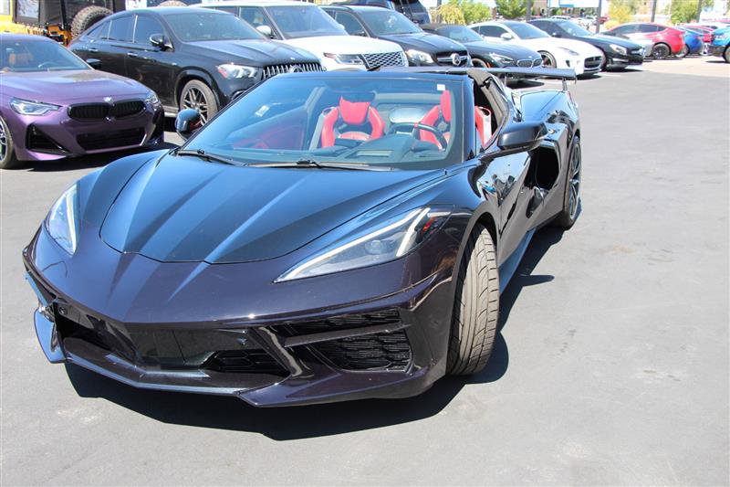 Used 2023 Chevrolet Corvette Stingray Premium Conv w/ Z51 Performance Package RWD image 4