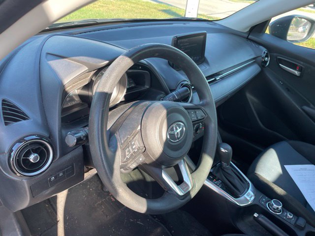 Used 2019 Toyota Yaris LE FWD image 10