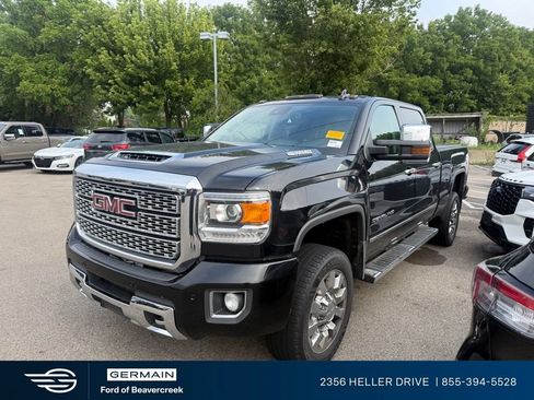 Used 2018 GMC Sierra 2500 Denali w/ Duramax Plus Package AWD/4WD image 1