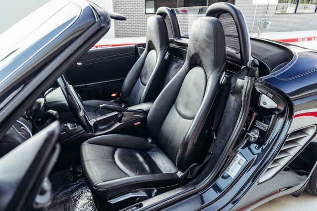 Used 2010 Porsche Boxster RWD image 5