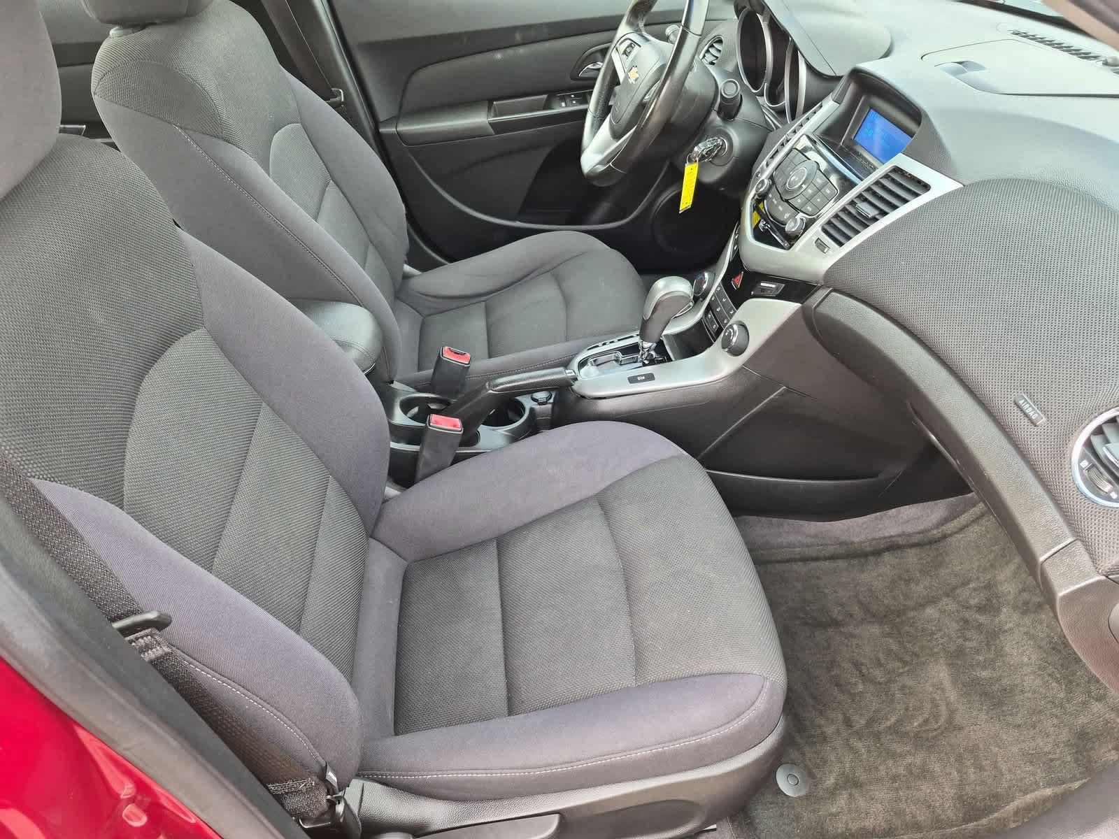 Used 2012 Chevrolet Cruze LT FWD image 21