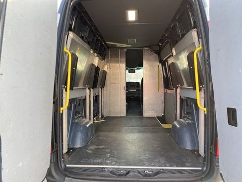 Used 2019 Mercedes-Benz Sprinter 144 Cargo image 5