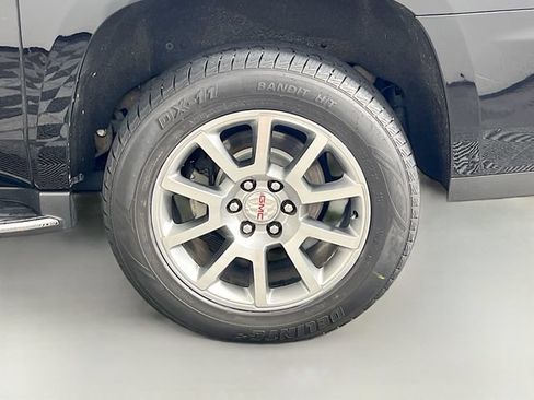 Used 2020 GMC Yukon XL Denali AWD/4WD image 40
