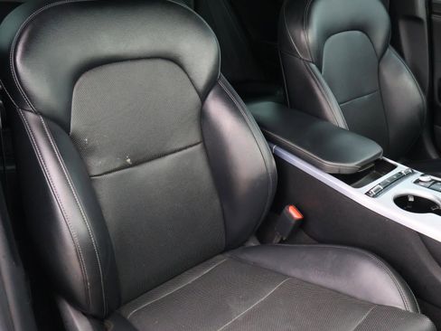 Used 2022 Kia Stinger GT1 RWD image 17