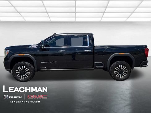 Used 2021 GMC Sierra 2500 Denali w/ Denali Black Diamond Edition AWD/4WD image 7