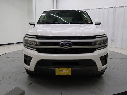 Certified 2022 Ford Expedition XLT image 11