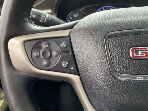 Used 2018 GMC Acadia Denali w/ Technology Package AWD/4WD image 20