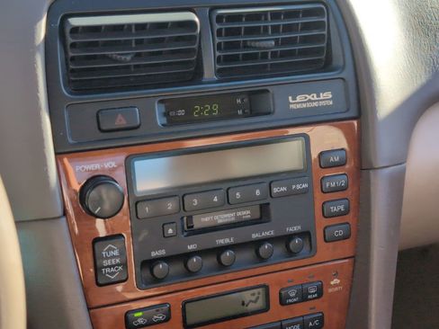 Used 2001 Lexus ES 330 image 19