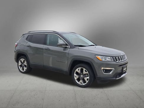 Used 2021 Jeep Compass Limited w/ Sun and Sound Group AWD/4WD image 8
