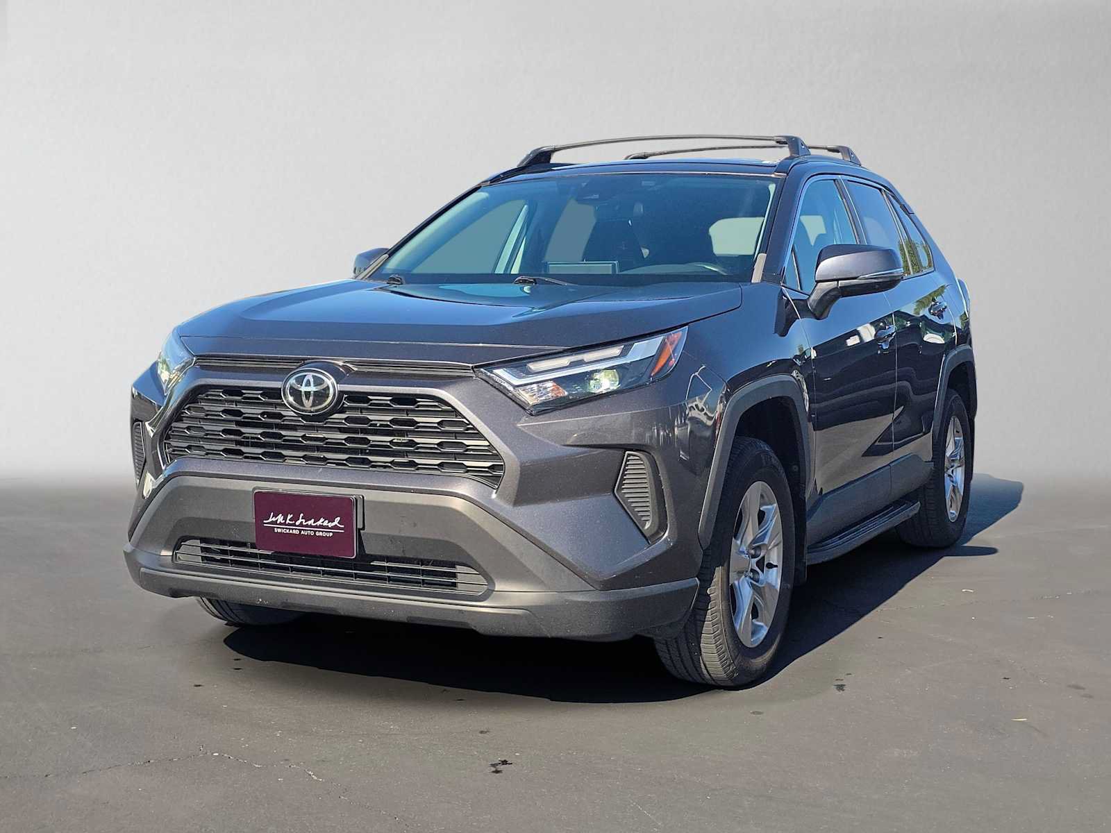 Used 2023 Toyota RAV4 XLE AWD/4WD image 7