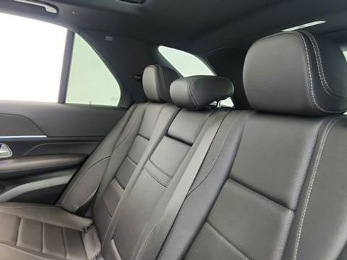 Used 2025 Mercedes-Benz GLE 350 4MATIC image 29