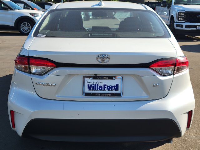 Used 2025 Toyota Corolla LE FWD image 19