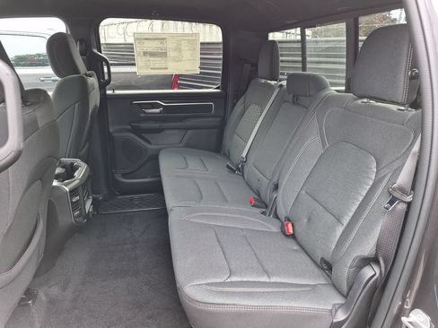 New 2026 RAM 1500 Big Horn AWD/4WD image 14