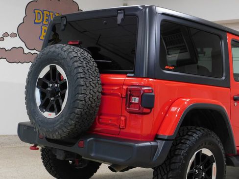 Used 2020 Jeep Wrangler Rubicon w/ Uconnect 4C Nav & Sound Group AWD/4WD image 61