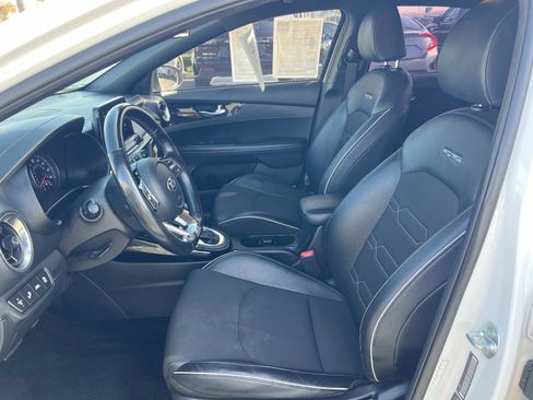 Used 2021 Kia Forte GT-Line image 19
