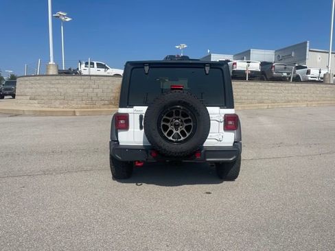 Used 2024 Jeep Wrangler Unlimited Rubicon image 6