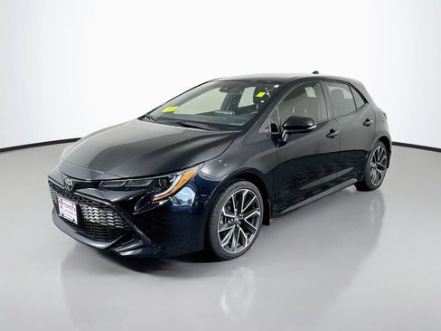 Used 2022 Toyota Corolla SE FWD image 2