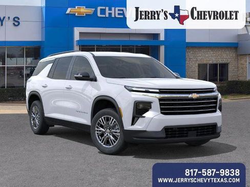 New 2026 Chevrolet Traverse LT w/ Driver Confidence Package image 9