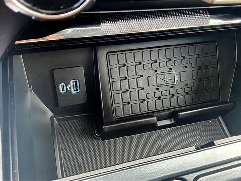 Used 2024 Ford F150 Platinum w/ Equipment Group 703A Plus image 33