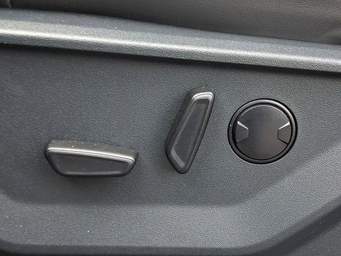 Used 2025 Ford Expedition Max Active image 27