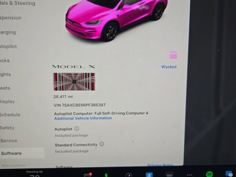 Used 2023 Tesla Model X Plaid image 5