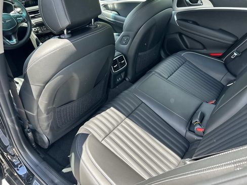 New 2026 Genesis G70 2.5T Prestige AWD/4WD image 18