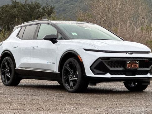 New 2026 Chevrolet Equinox EV RS image 2