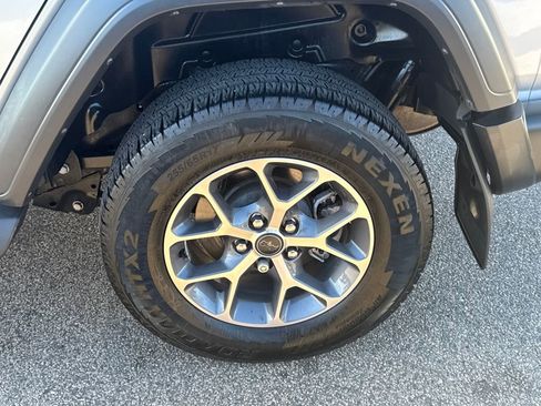 Used 2024 Jeep Wrangler Sport S image 38