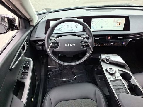 Used 2024 Kia EV6 Light image 14