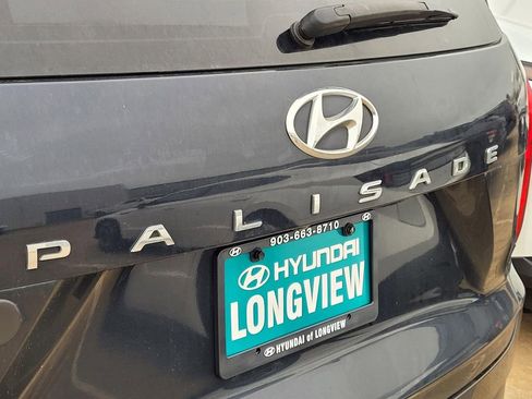 Used 2021 Hyundai Palisade Limited FWD image 8