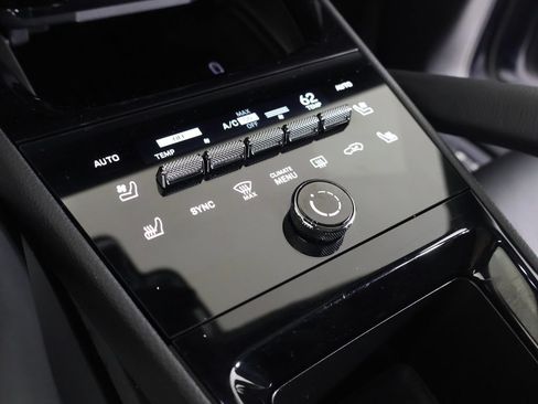Certified 2026 Porsche Cayenne S AWD/4WD image 15