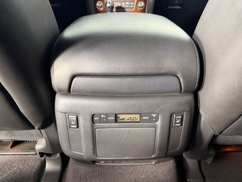 Used 2017 INFINITI QX80 2WD w/ Deluxe Technology Package image 30