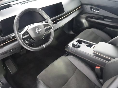 Used 2024 Nissan Ariya AWD image 24