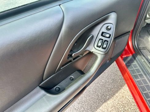 Used 2002 Chevrolet Camaro Z28 w/ SS Performance/Appearance Pkg image 14