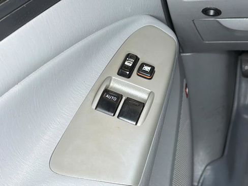 Used 2011 Toyota Tacoma 2WD Access Cab image 19