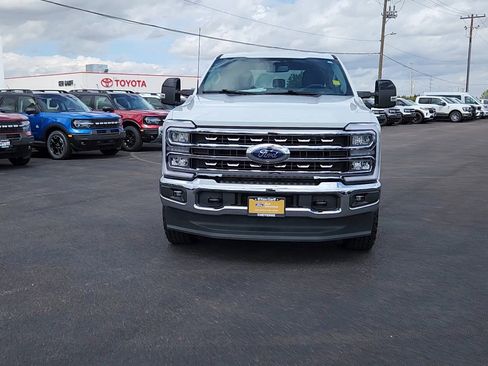 Certified 2025 Ford F250 Lariat AWD/4WD image 5