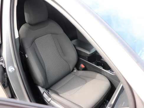 Used 2024 Kia Sportage LX image 14