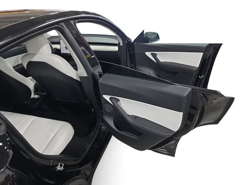 Certified 2022 Tesla Model Y Performance AWD/4WD image 12