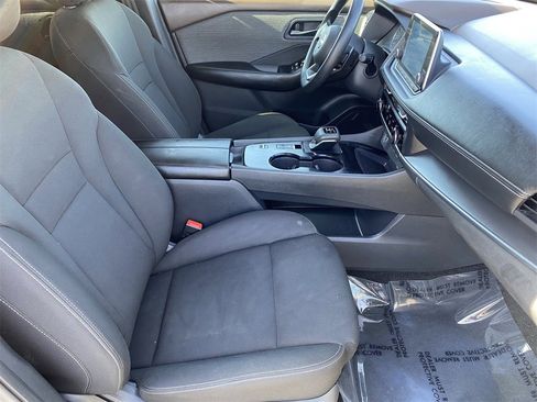 Certified 2023 Nissan Rogue S image 9