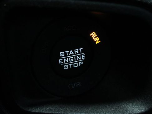 Used 2024 Jeep Wrangler Unlimited Sport AWD/4WD image 19